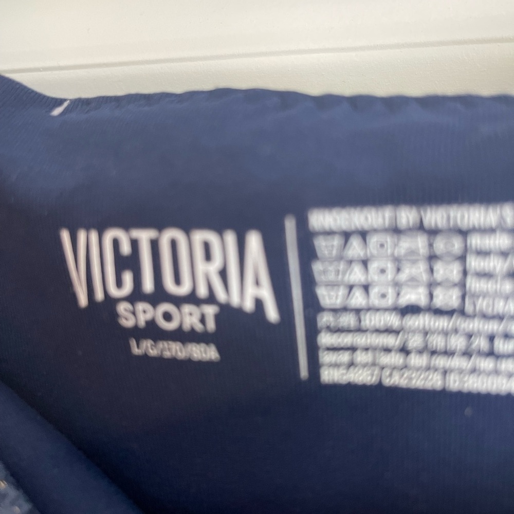 Victoria Secret  Sport Large Leggings with a gold shimmer